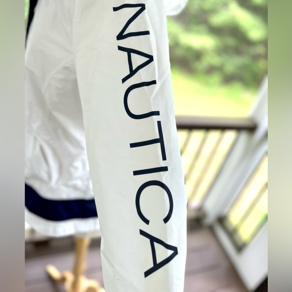 Nautica White Size Large Raincoat Windbreaker Jacket Long Sleeve Hood - Picture 8 of 13